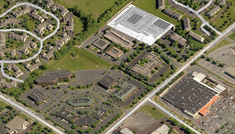 835 Berkshire Blvd, Wyomissing, PA for lease - Building Photo - Image 3 of 5