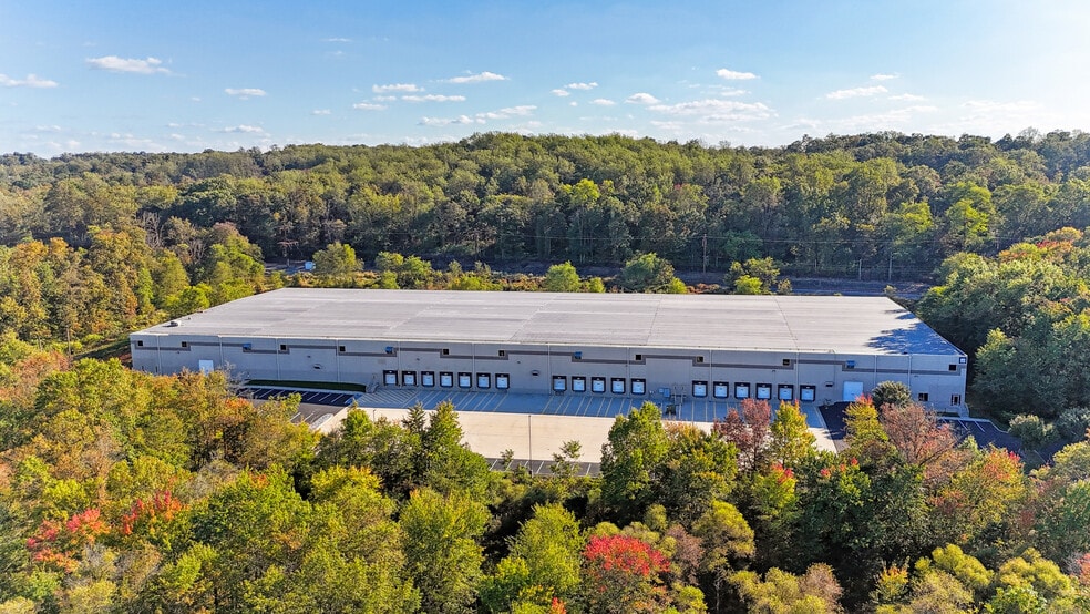 1480 Zeager Rd, Elizabethtown, PA for lease - Building Photo - Image 2 of 10