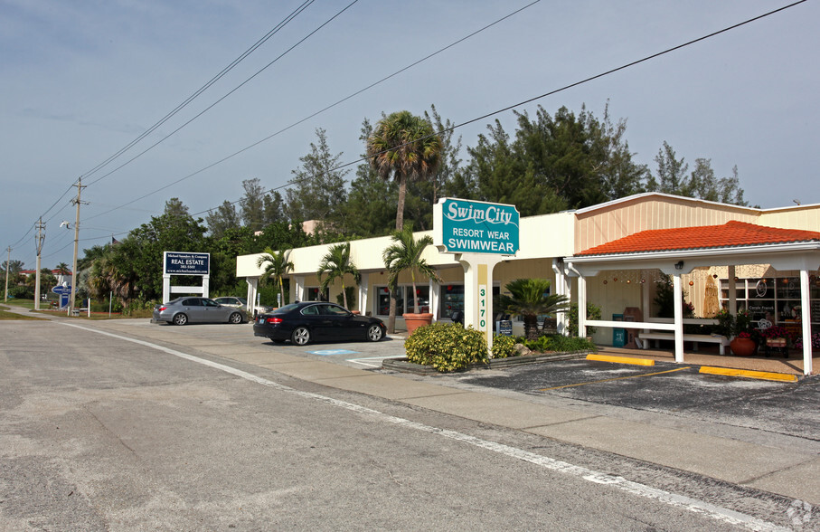 3170-3174 Gulf of Mexico Dr, Longboat Key, FL for lease - Primary Photo - Image 1 of 5