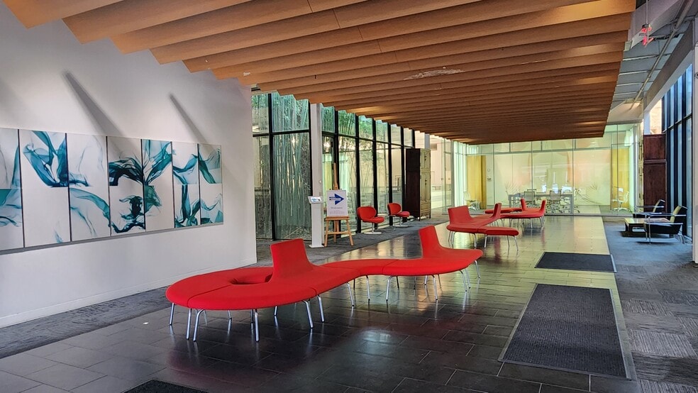 16 Bleeker St, Millburn, NJ for lease - Lobby - Image 3 of 12