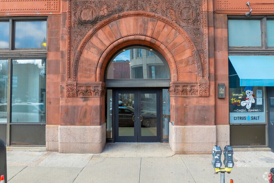 209 Columbus Ave, Boston, MA à louer - Photo du bâtiment - Image 2 de 10