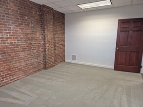 1625 Hendry St, Fort Myers, FL for lease Interior Photo- Image 2 of 13