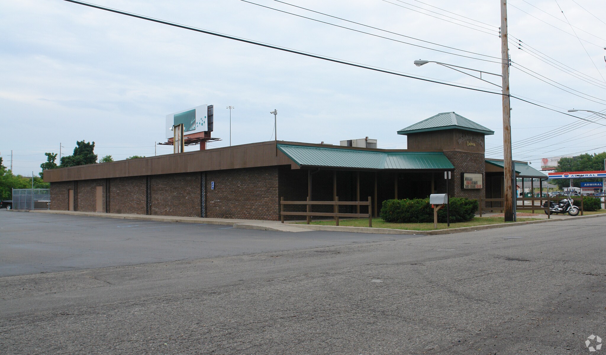 410 S Clippert St, Lansing, MI for lease Primary Photo- Image 1 of 59