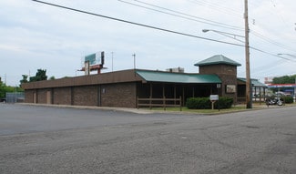 More details for 410 S Clippert St, Lansing, MI - Retail for Lease