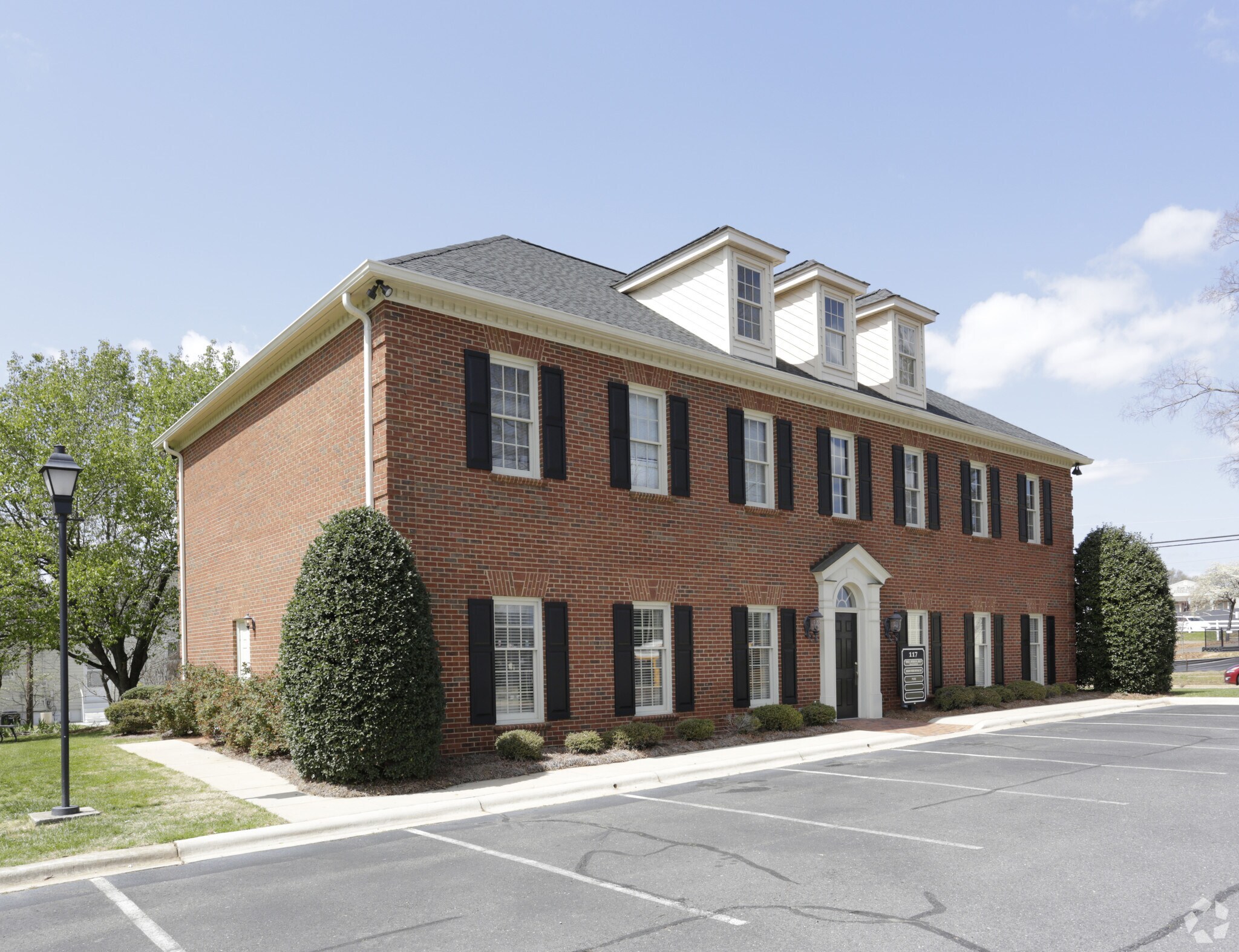 117 Spratt St, Fort Mill, SC for lease Primary Photo- Image 1 of 5