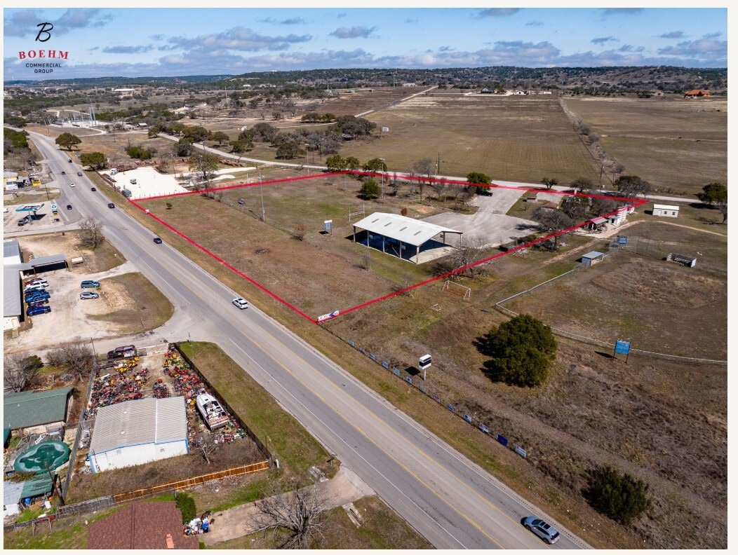 601 Peterson Farm Rd, Kerrville, TX for sale Primary Photo- Image 1 of 47