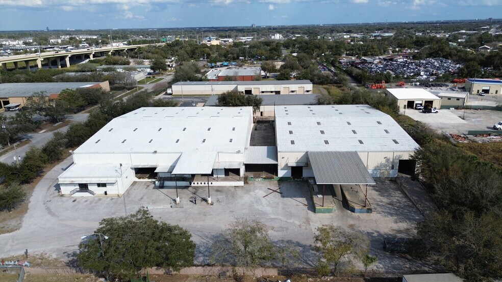 2550 Clark St, Apopka, FL à louer - Photo du bâtiment - Image 3 de 4