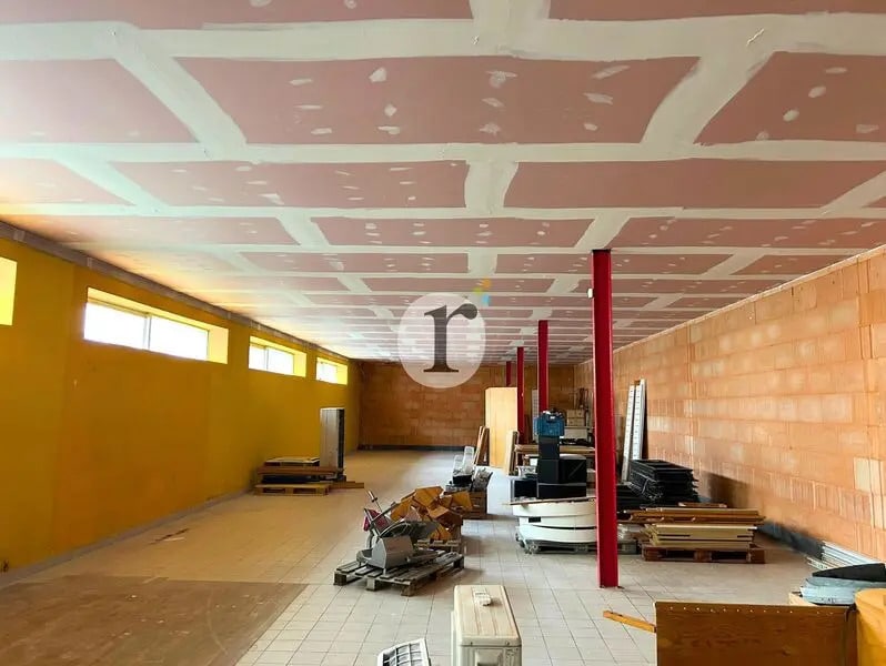 Flex in Wasquehal for lease Interior Photo- Image 1 of 4