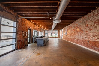 1426 E 4th St, Charlotte, NC for lease Interior Photo- Image 1 of 13