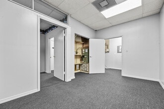 23685-23695 W US Highway 27, High Springs, FL for lease Building Photo- Image 2 of 5