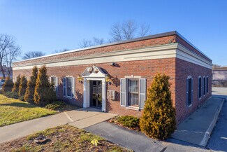 Plus de détails pour 115 E Main St, Webster, MA - Commerce de détail à louer