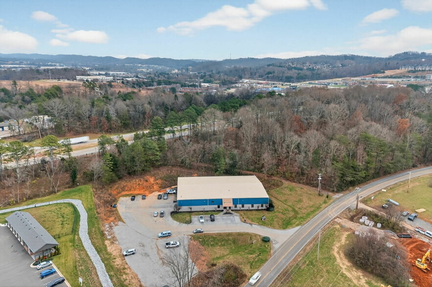 2510 Solway Rd, Knoxville, TN for lease - Building Photo - Image 2 of 30