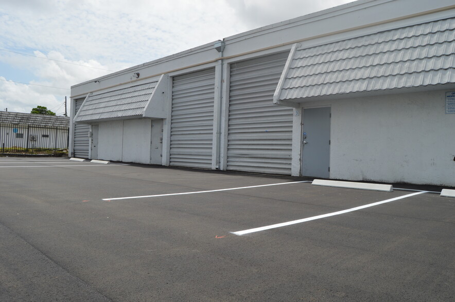 2099 NW 141st St, Opa Locka, FL for lease - Building Photo - Image 2 of 4