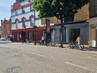 Plus de détails pour 64 Cross St, Londres - Commerce de détail à louer