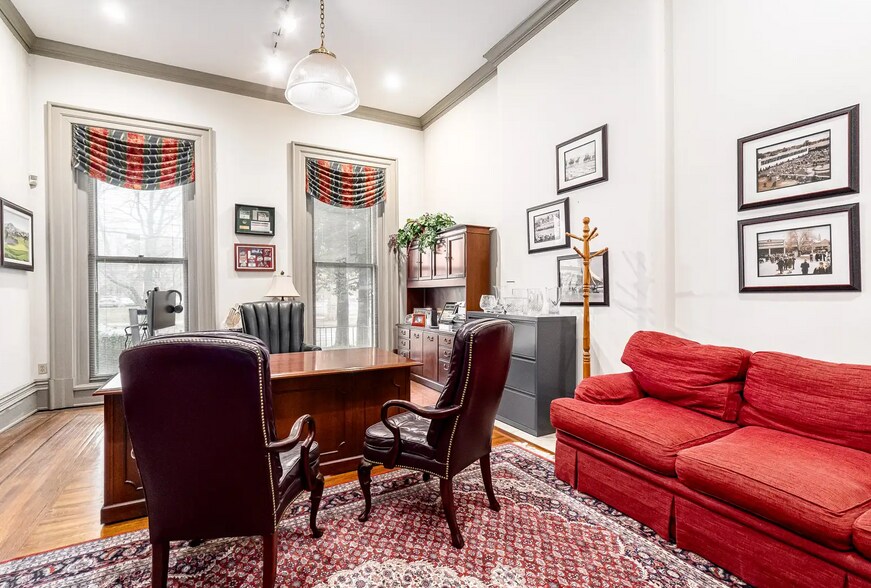 1246 S 3rd St, Louisville, KY à louer - Photo intérieure - Image 1 de 11