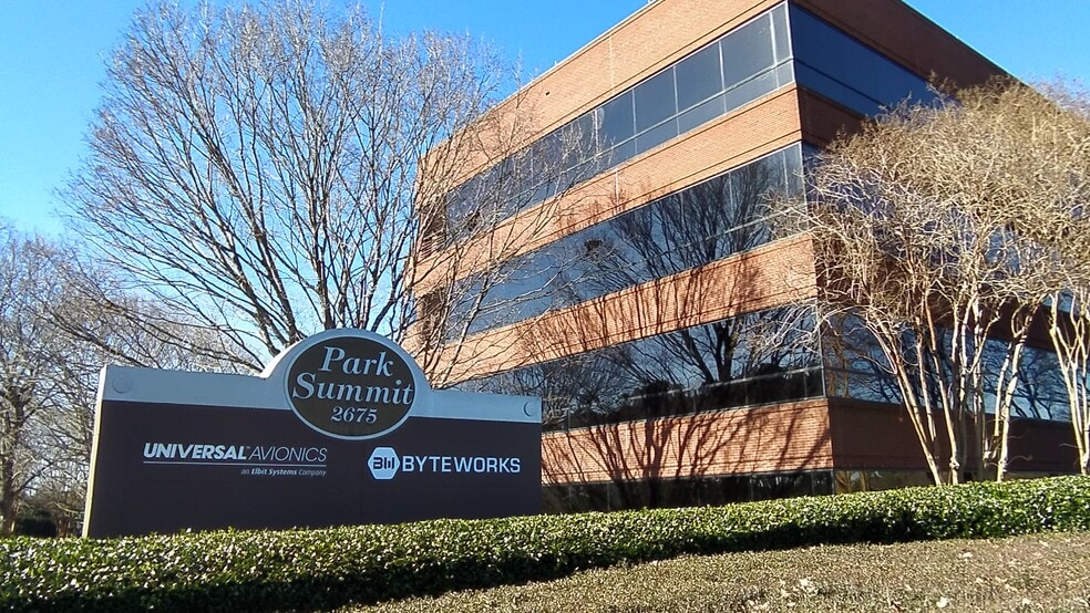 2675 Breckinridge Blvd, Duluth, GA for lease - Building Photo - Image 2 of 16