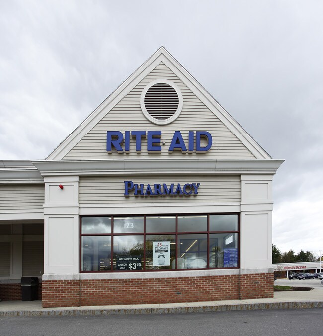More details for 123 Nashua Rd, Londonderry, NH - Retail for Lease