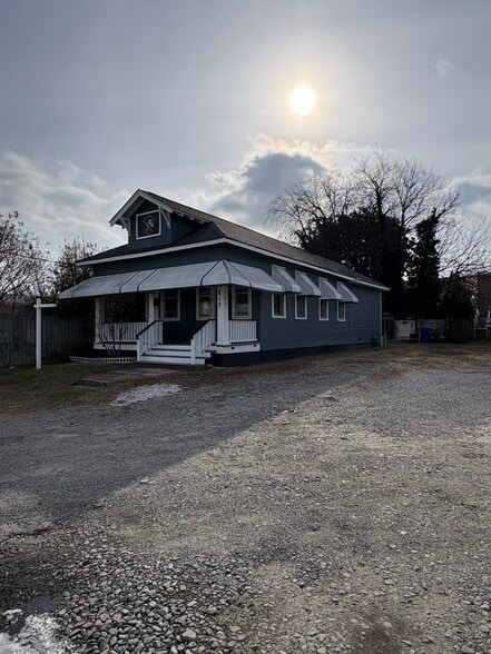 813 W 39th St, Norfolk, VA for sale - Building Photo - Image 2 of 17