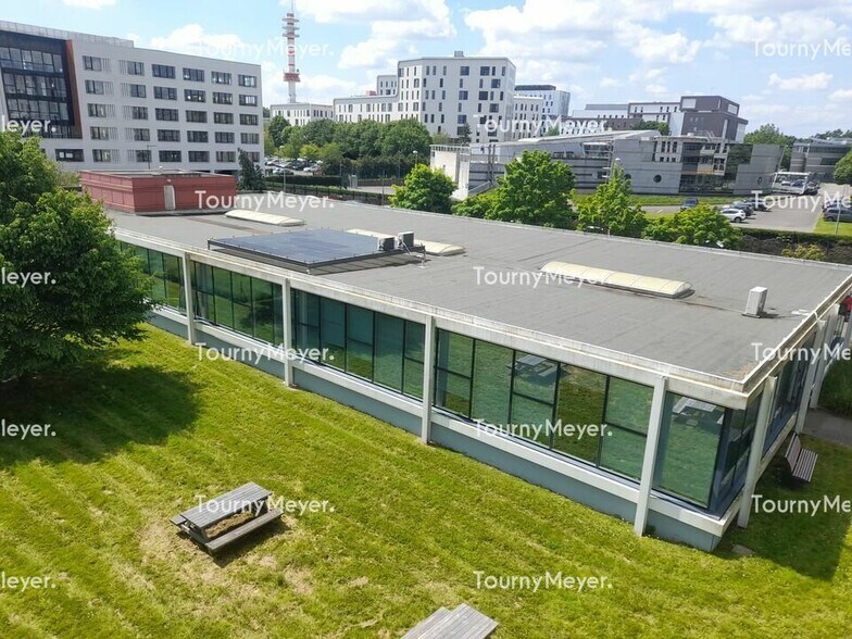 Office in Cesson-Sévigné for lease - Building Photo - Image 1 of 5