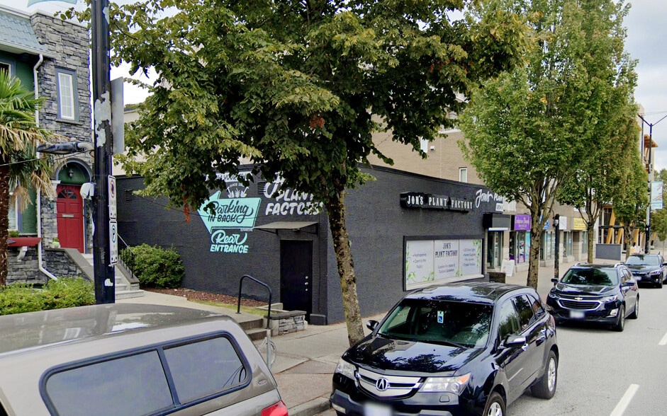 3925 Hastings St, Burnaby, BC for lease - Building Photo - Image 2 of 3