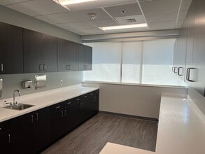 1004 1st St N, Alabaster, AL à louer Photo intérieure- Image 2 de 6