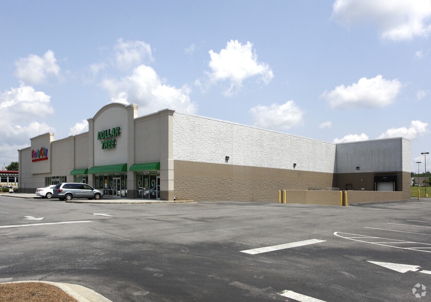2700 Martha Berry Hwy NE, Rome, GA à louer - Photo du bâtiment - Image 2 de 4