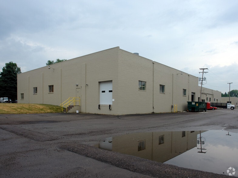 2000-2044 Winner St, Commerce Township, MI à louer - Photo du bâtiment - Image 2 de 2