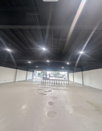 Plus de détails pour 1315 N Main St, Santa Ana, CA - Commerce de détail à vendre