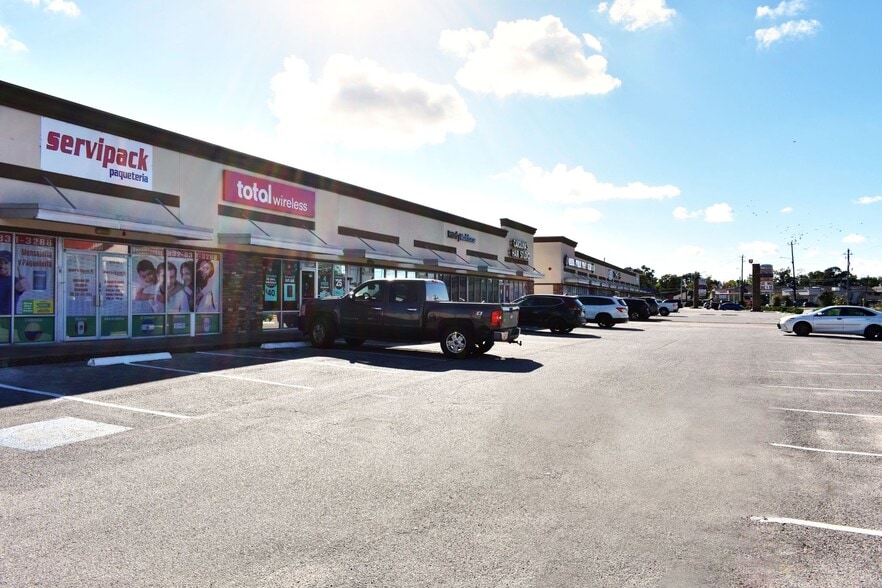 1501-1625 Pasadena Blvd, Houston, TX for lease - Building Photo - Image 3 of 7