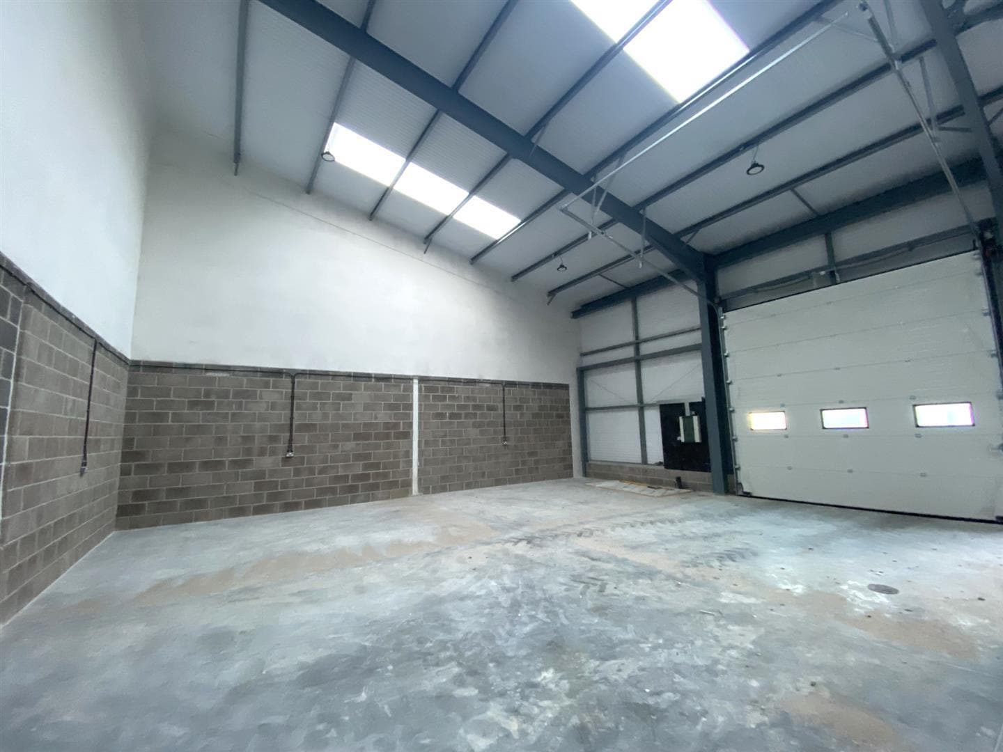 8A-8C Rolls Mill Way, Sturminster Newton à louer Photo intérieure- Image 1 de 2