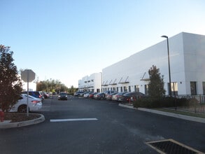 1340 S Narcoossee Rd, Saint Cloud, FL for lease Building Photo- Image 2 of 8