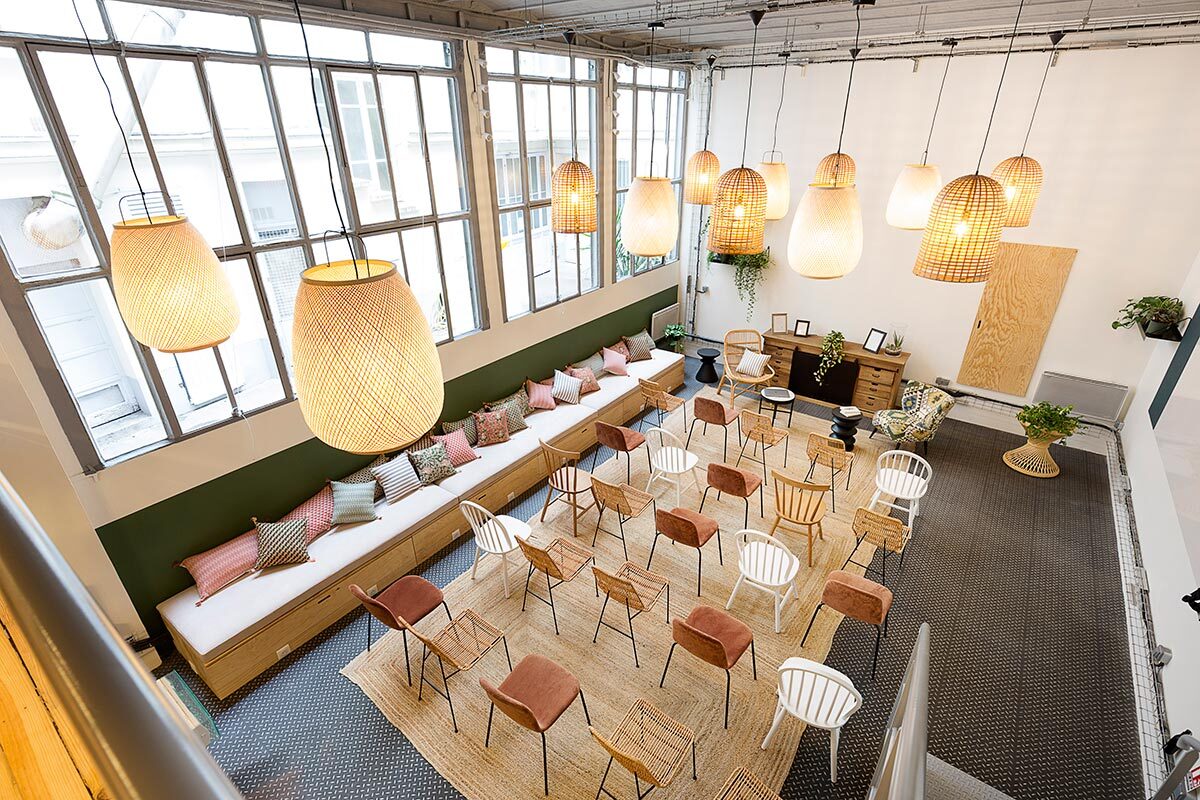 Retail in Paris for lease Interior Photo- Image 1 of 5