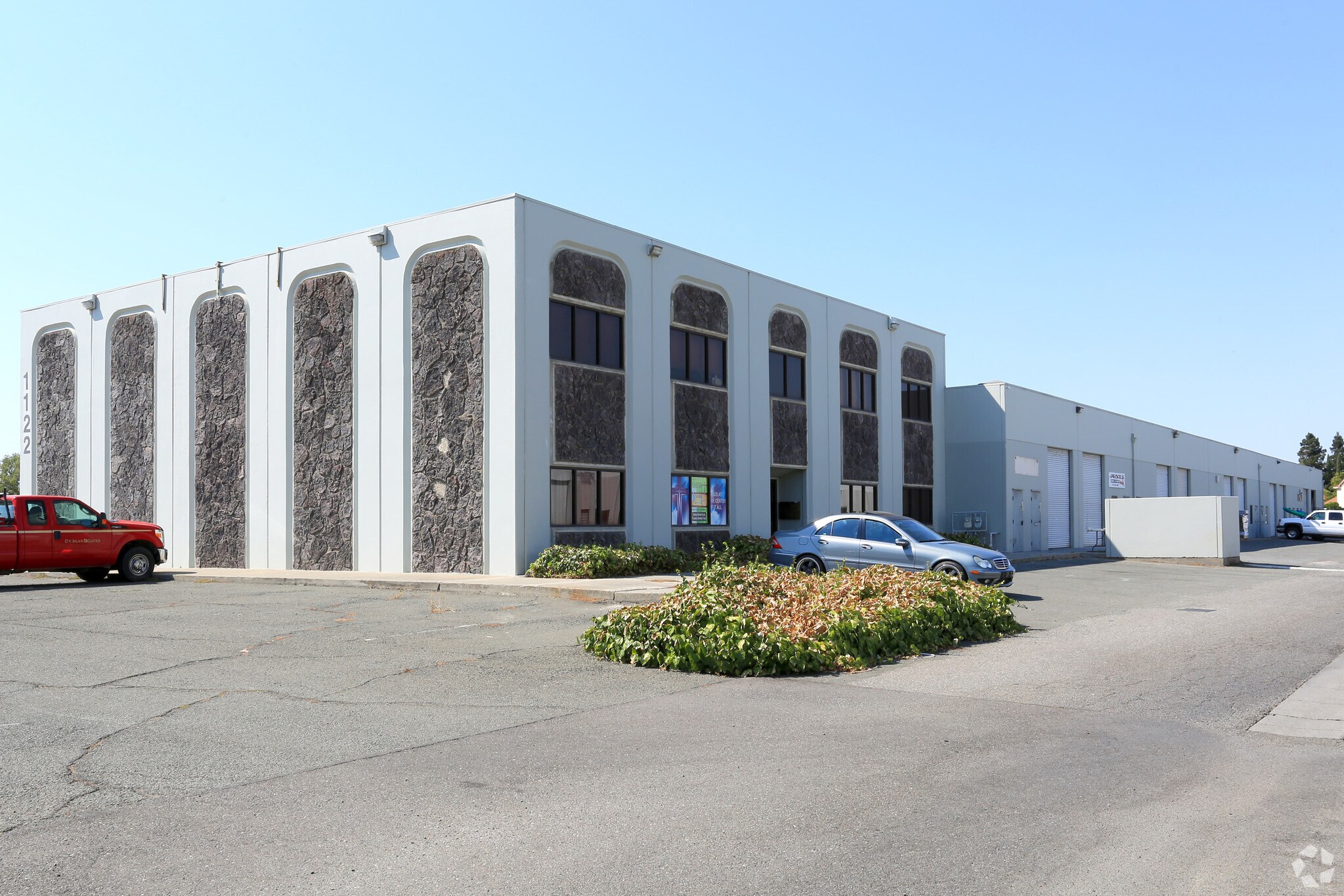 1122 Western St, Fairfield, CA for lease Primary Photo- Image 1 of 4