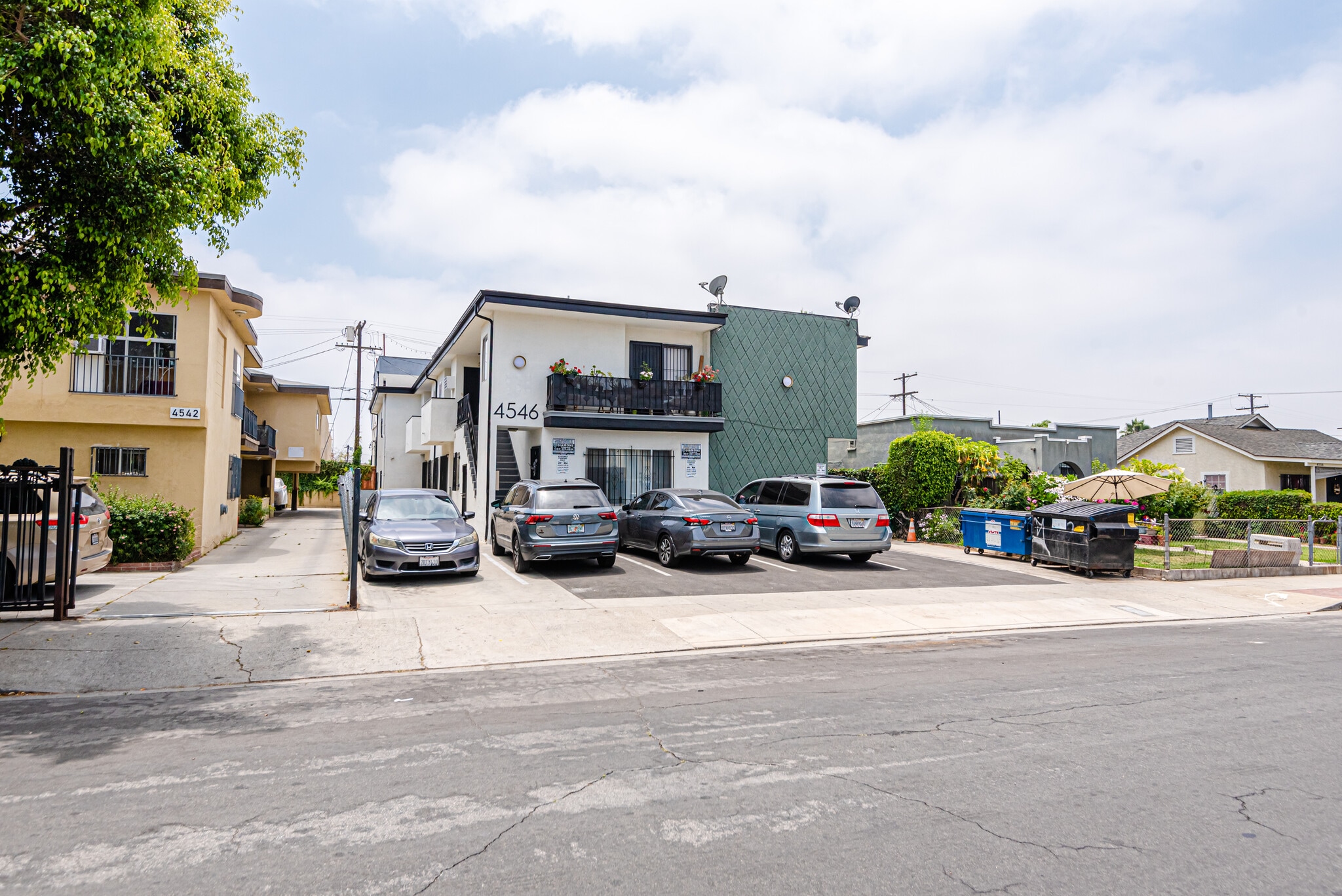 4546 W 17th St, Los Angeles, CA à vendre Photo principale- Image 1 de 34