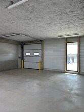 Flex in Tremblay-en-France for lease Building Photo- Image 2 of 4