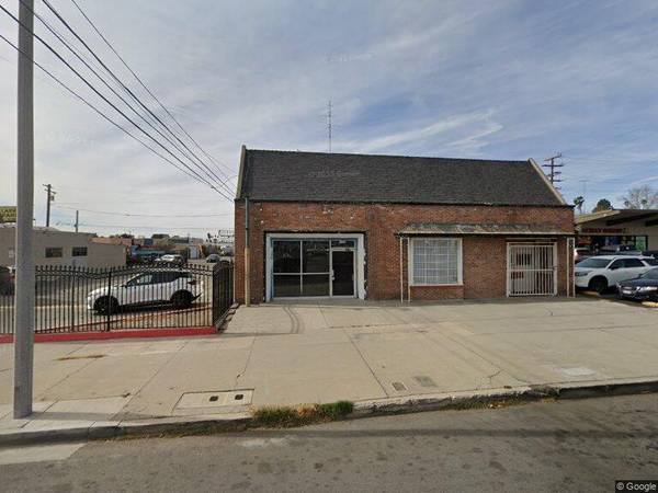 2260 N Arrowhead Ave, San Bernardino, CA à louer Photo principale- Image 1 de 7