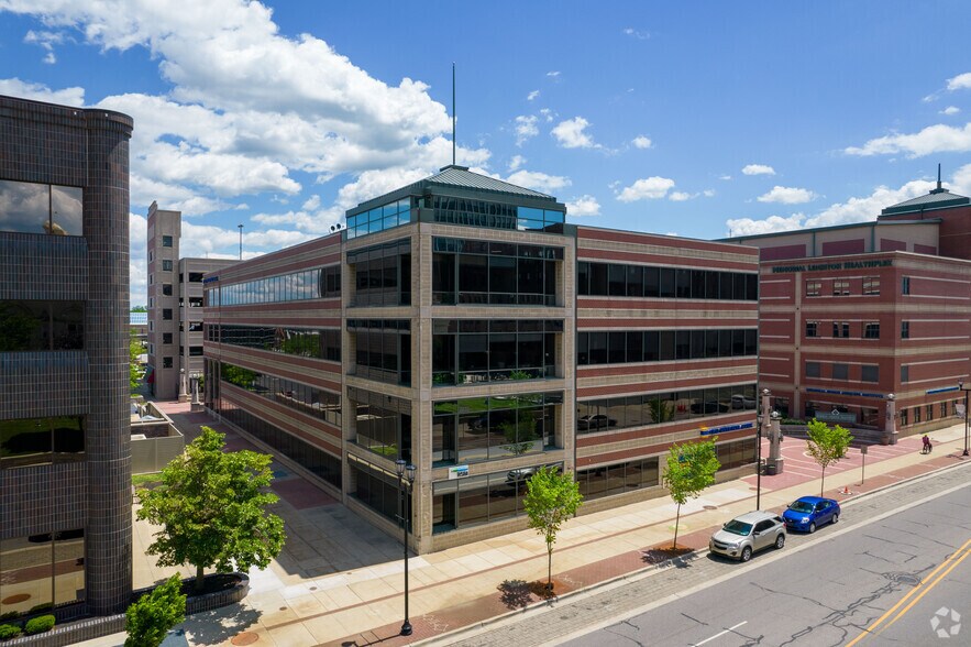 130 S Main St, South Bend, IN à louer - Photo du bâtiment - Image 3 de 23