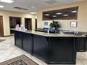 4404 NW Cache Rd, Lawton, OK for lease Interior Photo- Image 2 of 6