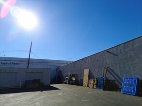 1312 W Esther St, Long Beach, CA for lease Interior Photo- Image 2 of 14