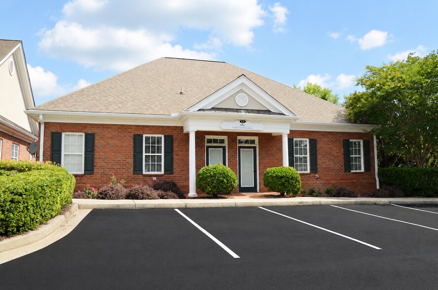 4994 Lower Roswell Rd, Marietta, GA à louer - Photo du bâtiment - Image 1 de 15