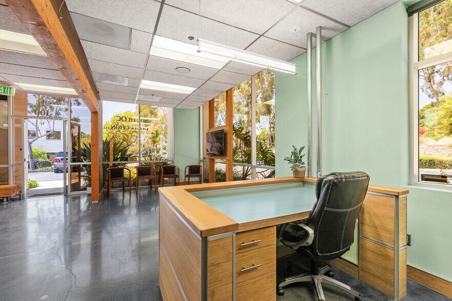 1225 Puerta del Sol, San Clemente, CA à louer - Photo intérieure - Image 1 de 18