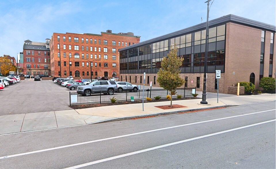 150 E Mound St, Columbus, OH à louer - Photo du bâtiment - Image 3 de 20