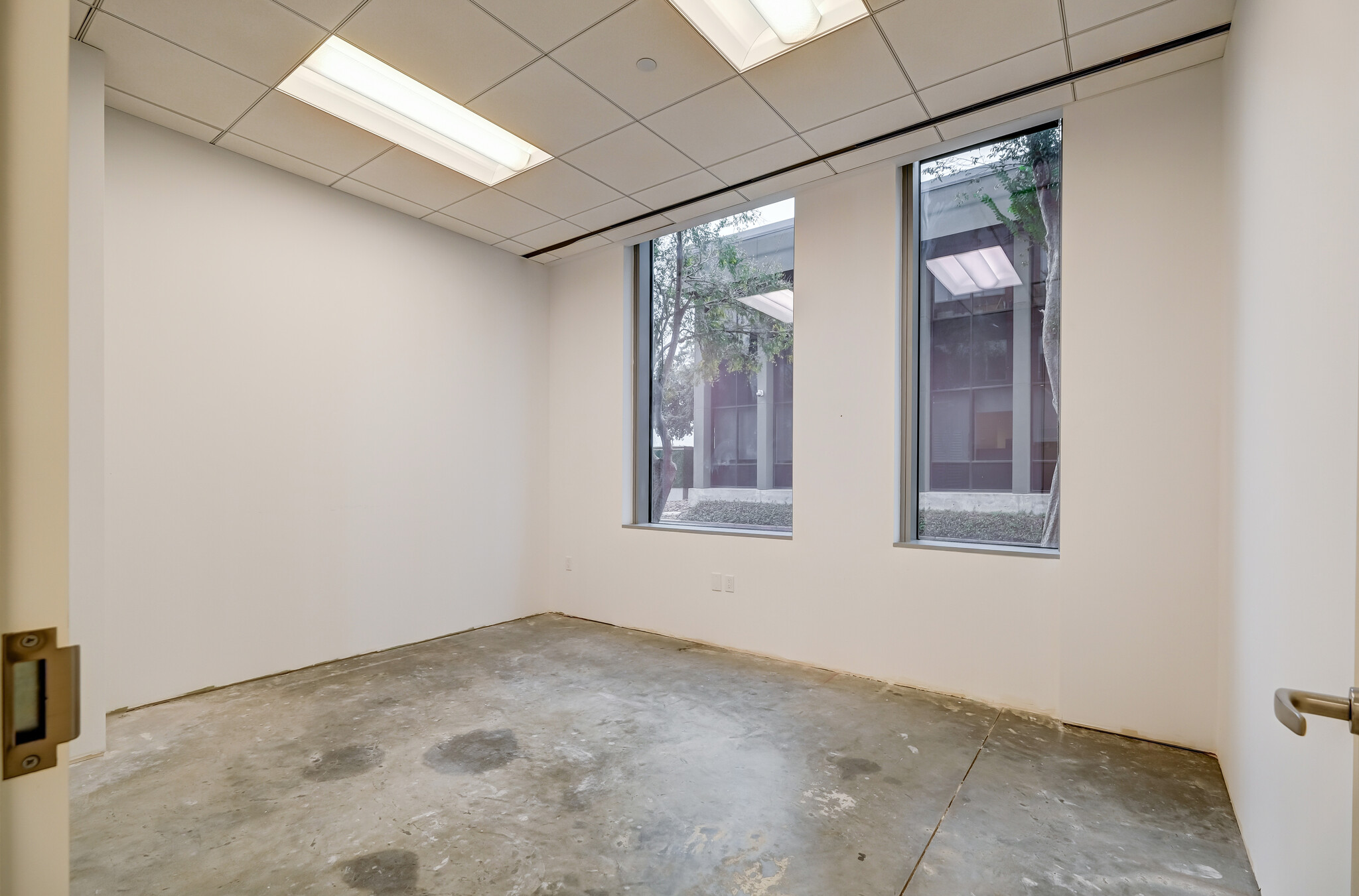 3657 Briarpark Dr, Houston, TX for lease Interior Photo- Image 1 of 4