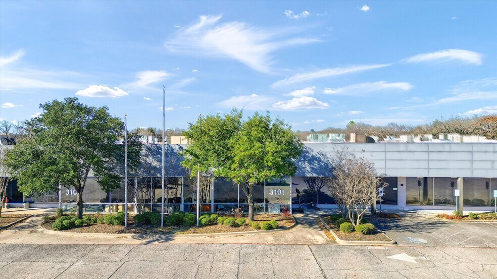 3101 Woodlawn Blvd, Denison, TX à vendre - Photo du bâtiment - Image 2 de 10