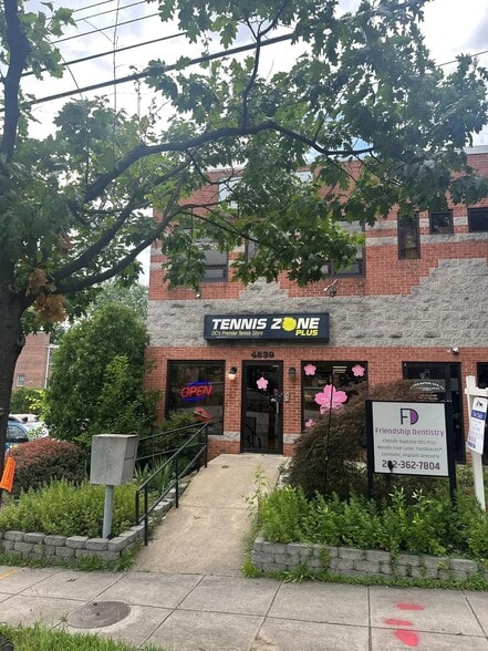 4839 Wisconsin Ave NW, Washington, DC for sale - Building Photo - Image 3 of 9