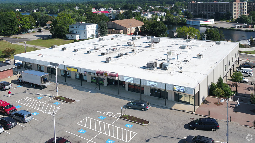 890-896 Main St, Sanford, ME for sale - Primary Photo - Image 1 of 1