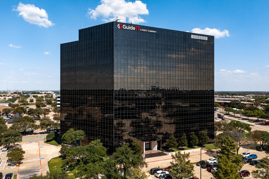 101 E Park Blvd, Plano, TX for lease - Building Photo - Image 1 of 9