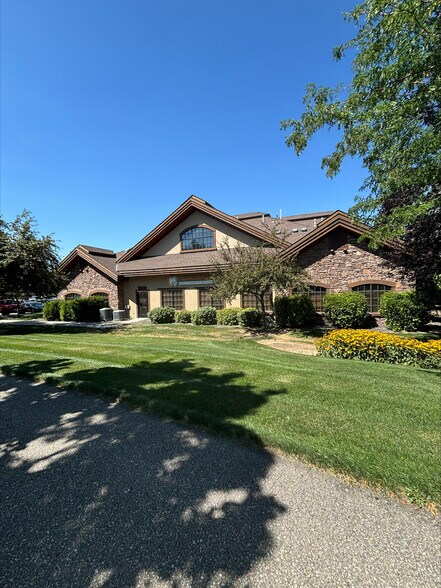 1500 W Cayuse Creek Dr, Meridian, ID à louer - Photo du bâtiment - Image 3 de 7