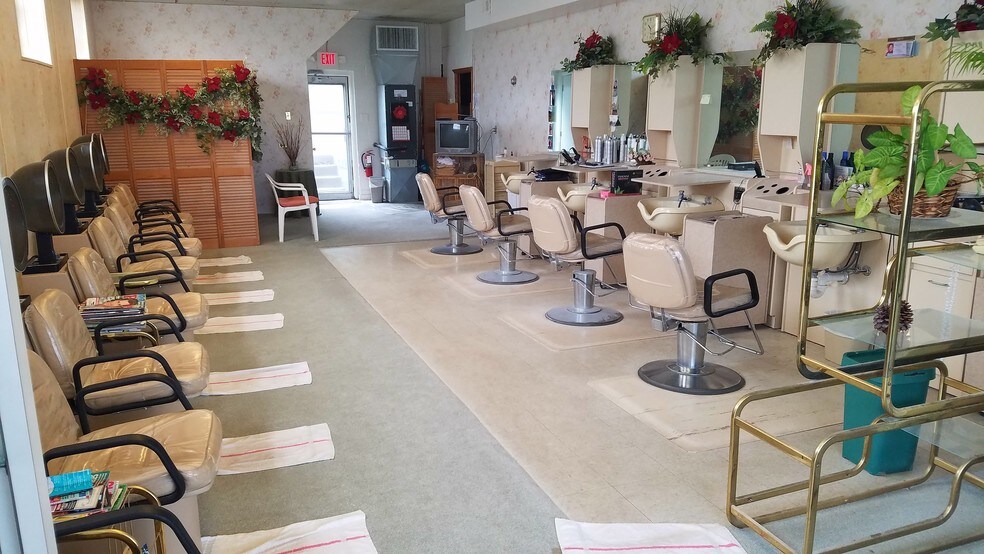 4401-4405 N Main St, Dayton, OH à louer - Photo du bâtiment - Image 3 de 7