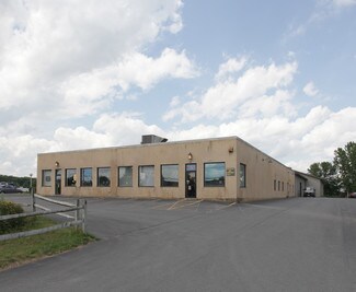 Plus de détails pour 281 Dix Ave, Queensbury, NY - Commerce de détail à louer